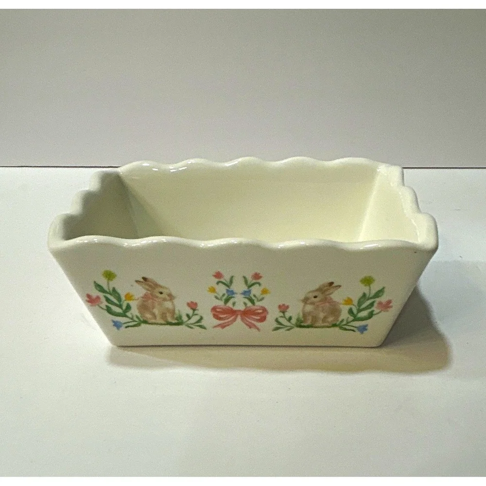 Park Chateau White Ceramic Rabbit Floral Dish, Microwave & Dishwasher Safe